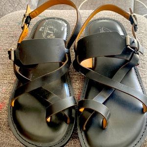 Patricia Nash black sandals never worn brand new.